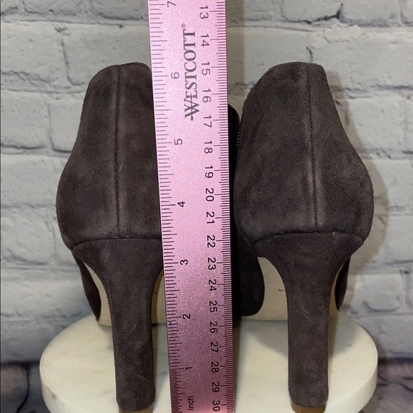 Cole Haan Dark Brown Suede Heeled Boots Sz 8 NWOB - Picture 7 of 10